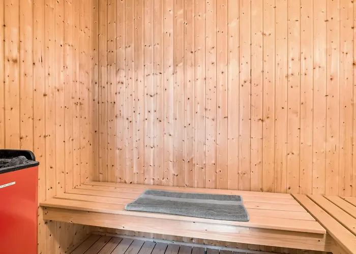 Prázdninový dům Bratko - 800m From The Sea By Interhome *