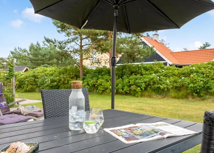 Prázdninový dům Bratko - 800m From The Sea By Interhome *